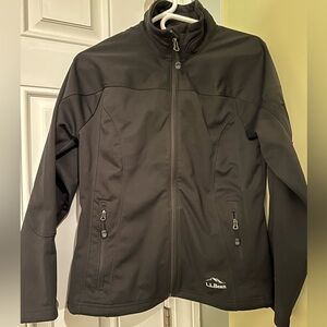 L. L. Bean Women’s Small Black Windstopper Softshell Jacket Excellent Condition